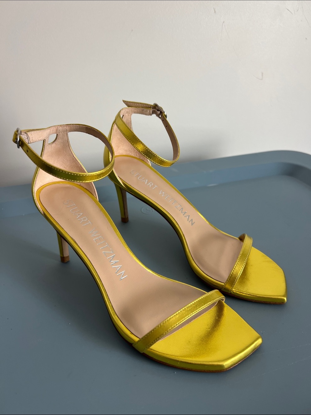 Stuart Weitzman nudistcurve 75 metallic lime green yellow open toe leather heels